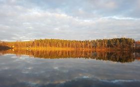 Agro Breza domek nad samym jeziorem- sauna ogrodowa